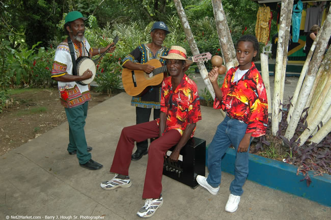 Rafting on the Martha Brae - Virgin Atlantic Inaugural Flight To Montego Bay, Jamaica Photos - Sir Richard Bronson, President & Family, and 450 Passengers - Rafting on the Martha Brae - Tuesday, July 4, 2006 - Negril Travel Guide, Negril Jamaica WI - http://www.negriltravelguide.com - info@negriltravelguide.com...!