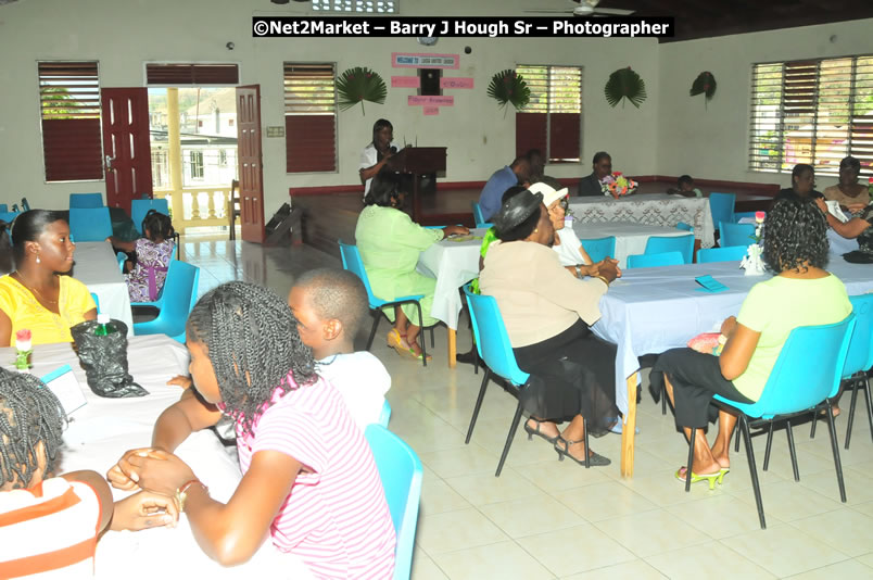 The Graduation Ceremony Of Police Officers - Negril Education Evironmaent Trust (NEET), Graduation Exercise For Level One Computer Training, Venue at Travellers Beach Resort, Norman Manley Boulevard, Negril, Westmoreland, Jamaica - Saturday, April 5, 2009 - Photographs by Net2Market.com - Barry J. Hough Sr, Photographer/Photojournalist - Negril Travel Guide, Negril Jamaica WI - http://www.negriltravelguide.com - info@negriltravelguide.com...!